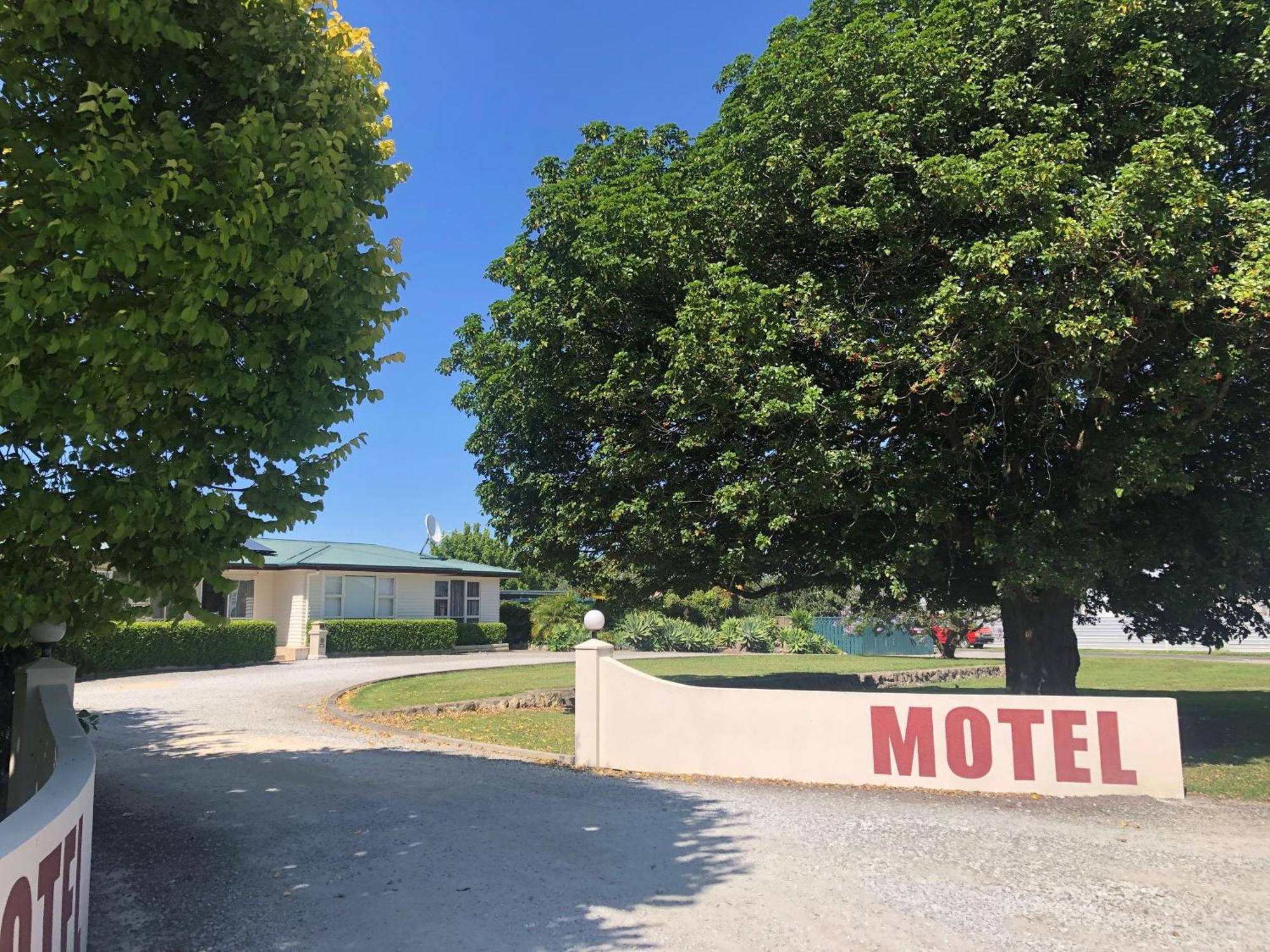 Sunnydays Motel Gisborne Dış mekan fotoğraf